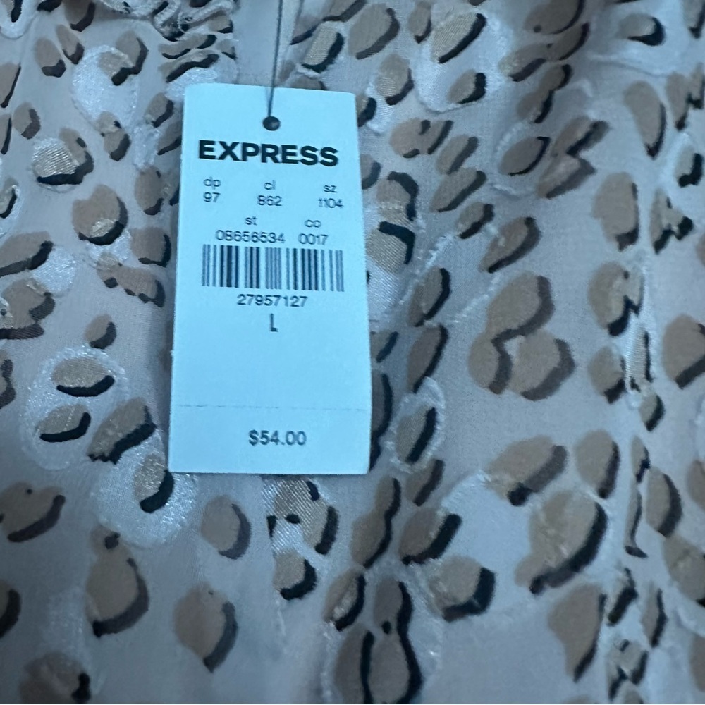 Express Animal Print Ruffle Top - Picture 4 of 5